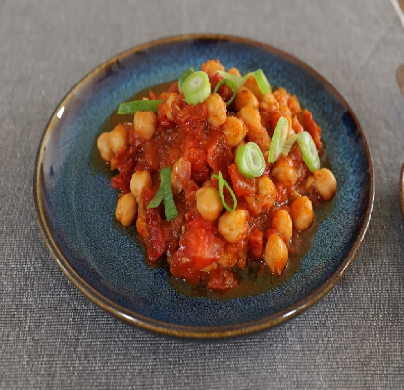 Tomato Braised Chickpeas