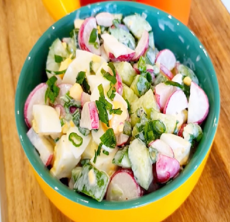 Breakfast Egg Cucumber Salad