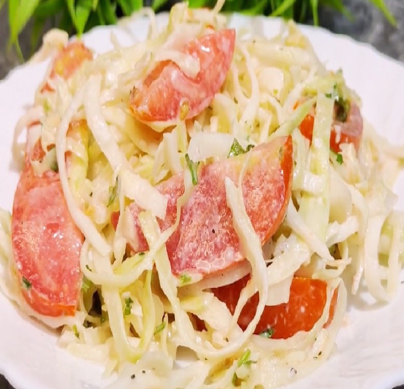 Creamy Cabbager Tomato Salad