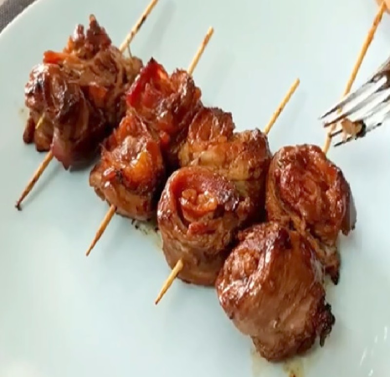 Bacon-Wrapped Meat Rolls