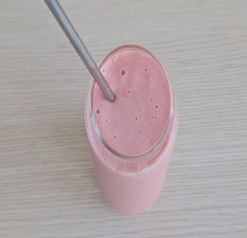 Strawberry Pineapple Smoothie