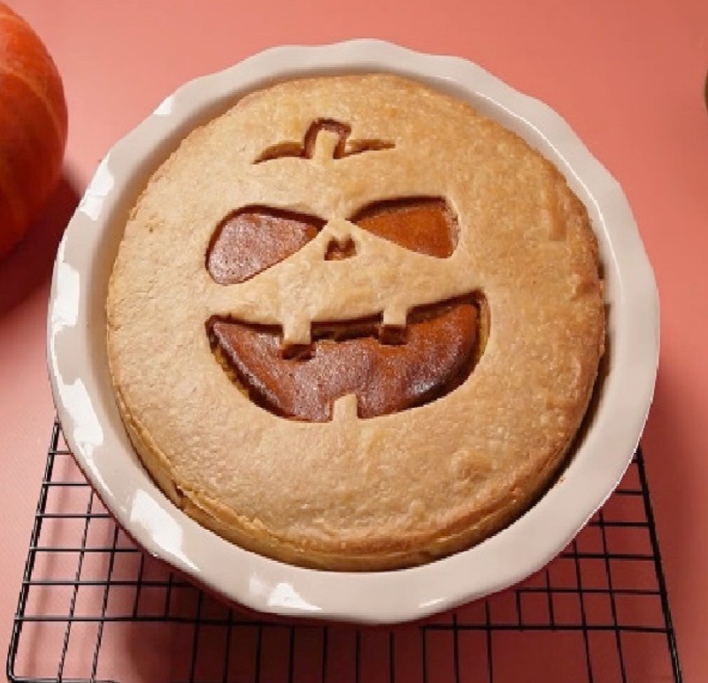 American Pumpkin Pie for Halloween